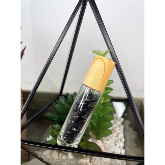 Black Obsidian Crystal Roller Bottle For Essential Oils - Picture 2 of 4